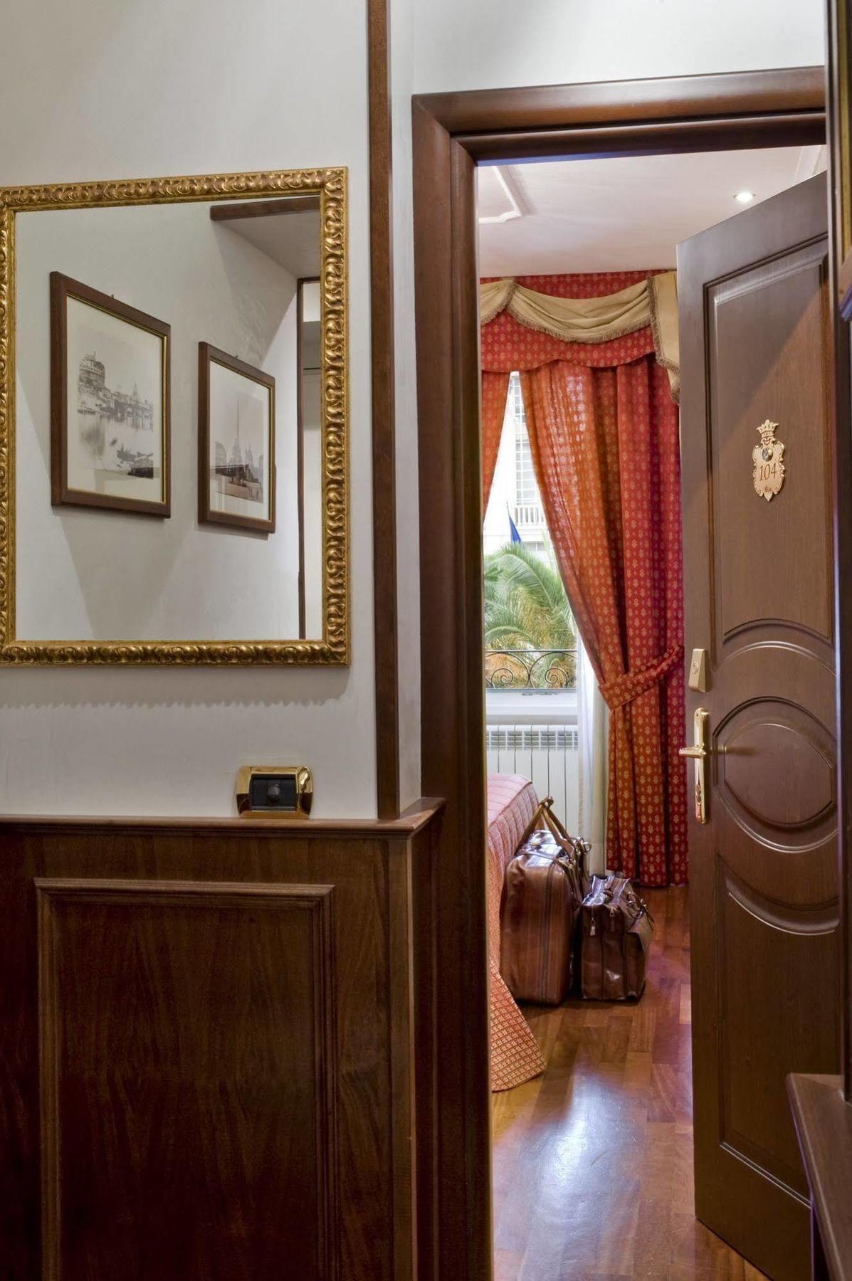 38 Viminale Street Hotel Roma Exterior foto