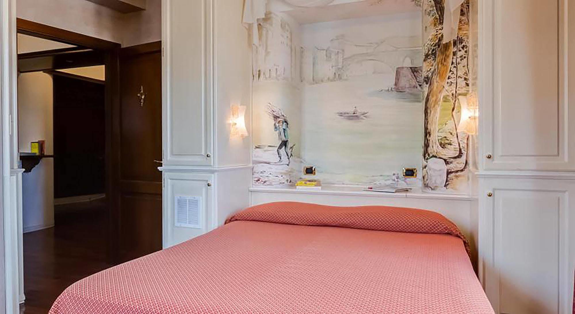 38 Viminale Street Hotel Roma Exterior foto